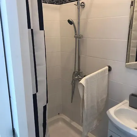 Paola Appartement *