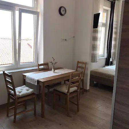 Paola Appartement *