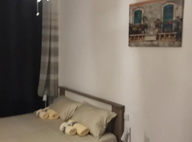 Paola Appartement *
